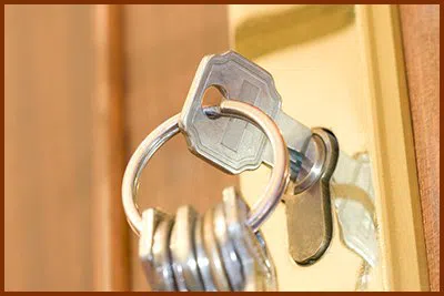 Locksmith Key Shop Hopkinton, MA 508-258-3215 - 47-4
